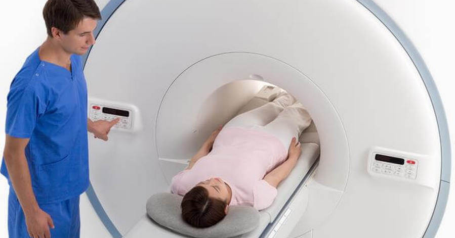 Безопасно ли делать МРТ головного мозга? - зображення