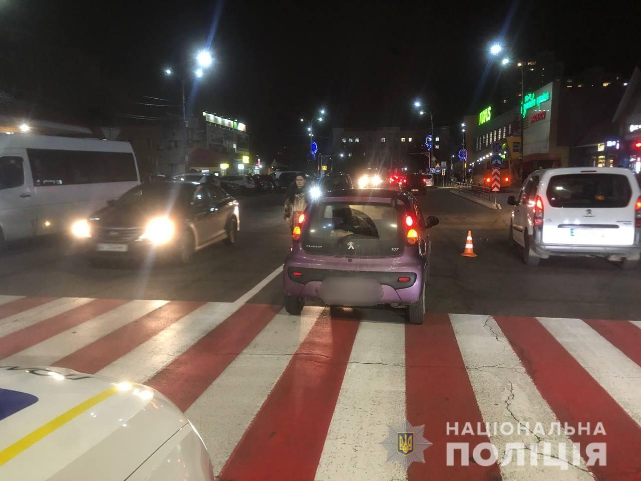 У Вишгороді 10-річна дівчинка потрапила під колеса авто - зображення