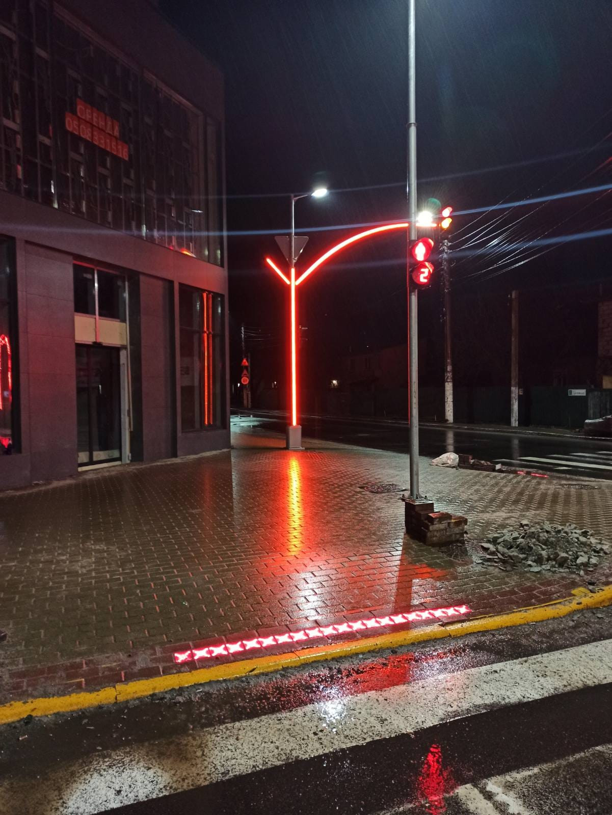 В Ірпені встановили унікальні світлофори - зображення