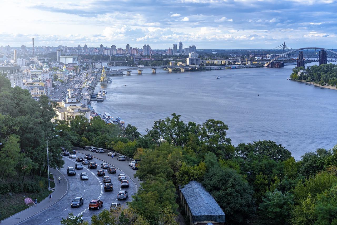 У Києві хочуть побудувати ще один міст через Дніпро - зображення