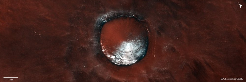 У марсіанському кратері знайшли масив водного льоду - зображення