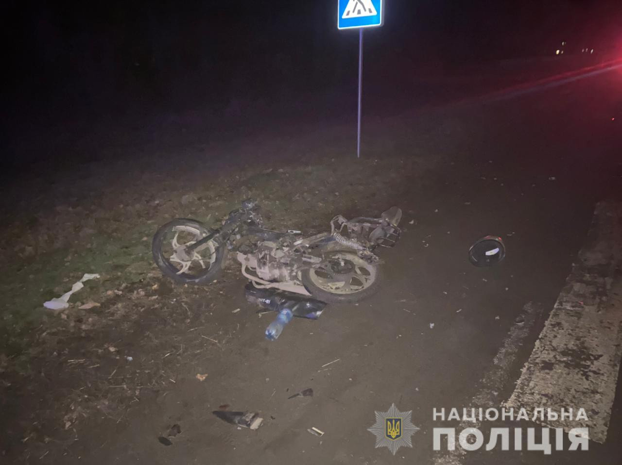 На Обухівщині зіткнулися позашляховик та мотоцикл: є загиблі - зображення