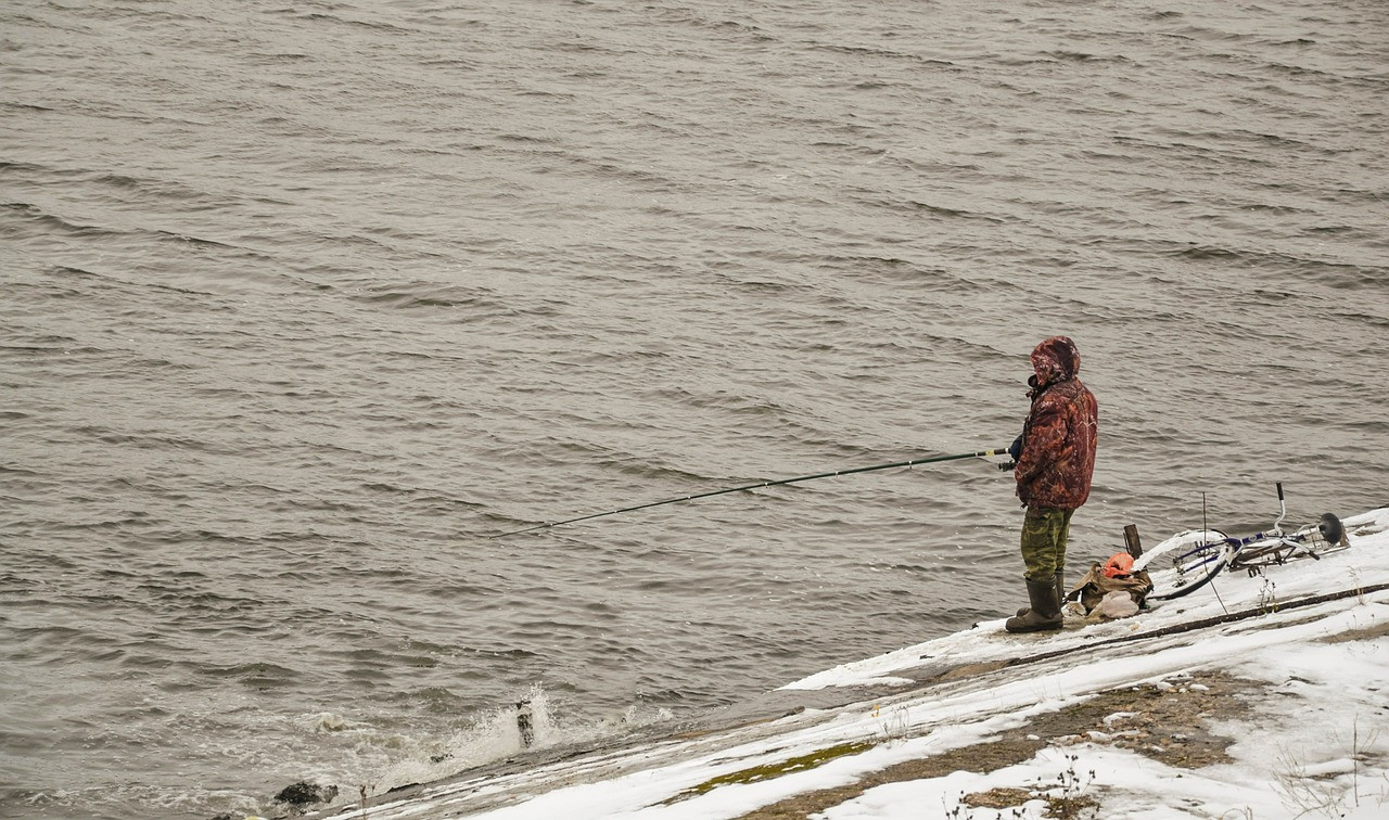 На Вишгородщині спіймали рибалок, які незаконно наловили риби на 75 тис. грн - зображення