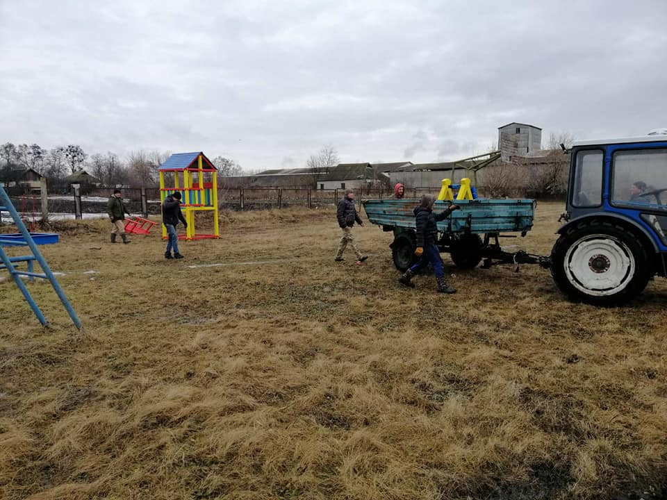 В одному з сіл Козинської ОТГ облаштують новий дитячий майданчик - зображення