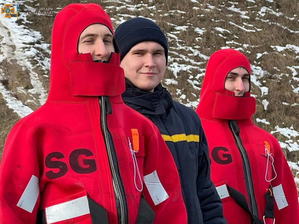 Рятувальники Вишгородщини отримали нове обладнання та спеціальні костюми - 6 - зображення
