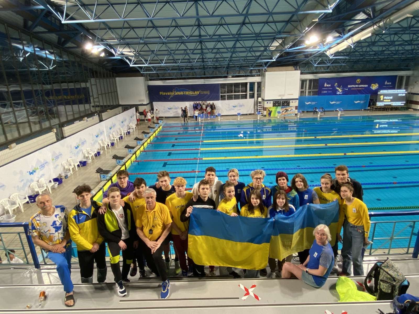 Збірна України стала третьою на міжнародних змаганнях з плавання - зображення