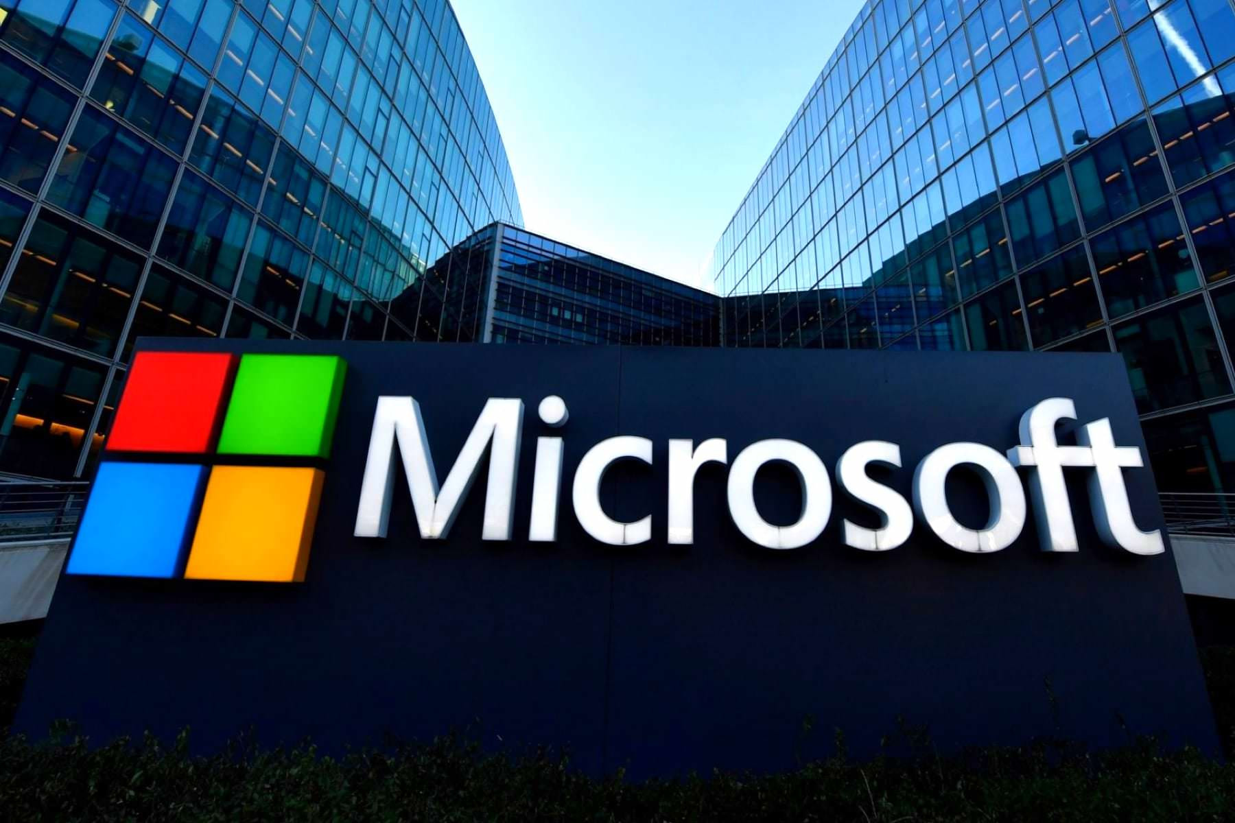 Microsoft допоможе Україні в документуванні воєнних злочинів рф - зображення