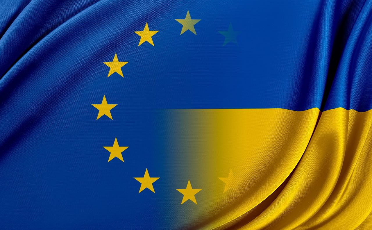 Єврокомісія рекомендує надати Україні статус кандидата в ЄС - зображення