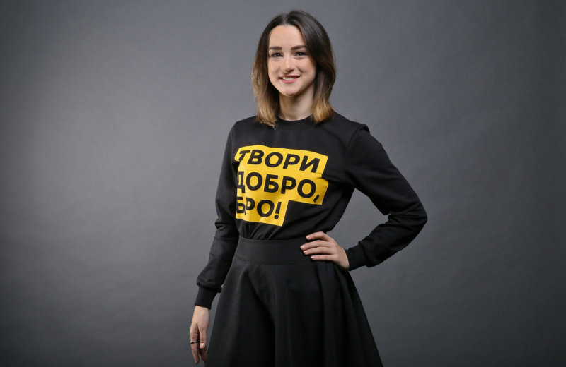 Анна Бондаренко, керівниця Української волонтерської служби, яка об’єднала понад 100 тисяч волонтерів в Україні - зображення