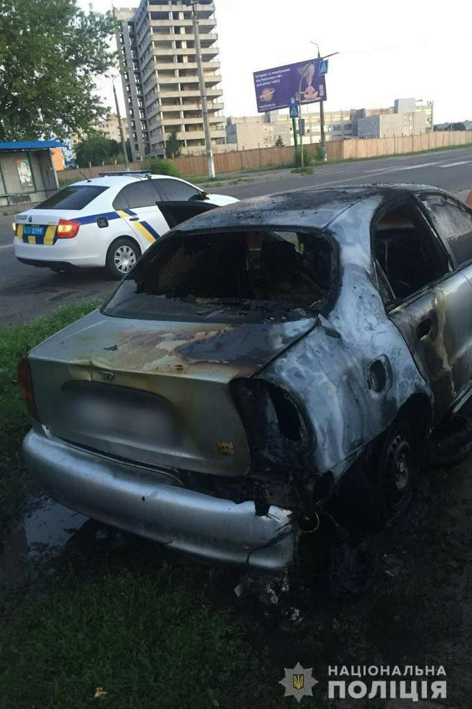 У Боярці зловмисники спалили автівку: причетних затримали - зображення