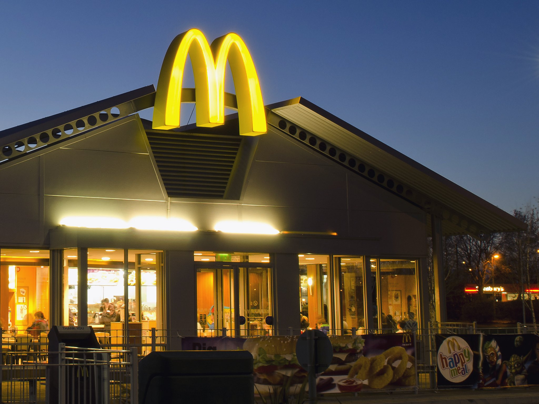 McDonald's повертається в Україну, – глава МЗС Дмитро Кулеба - зображення