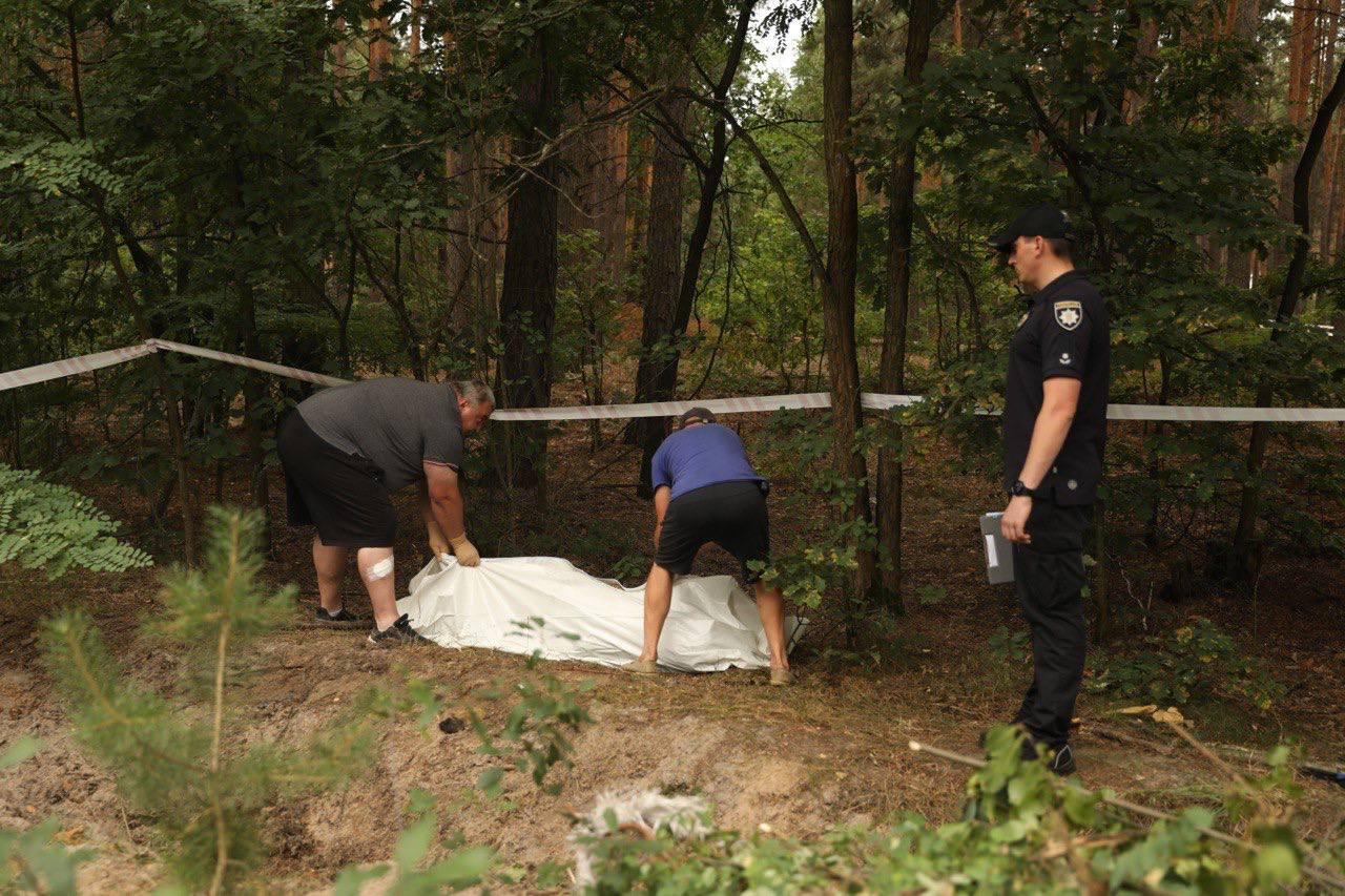 На Бучанщині знайшли тіло ще одного цивільного вбитого окупантами - зображення
