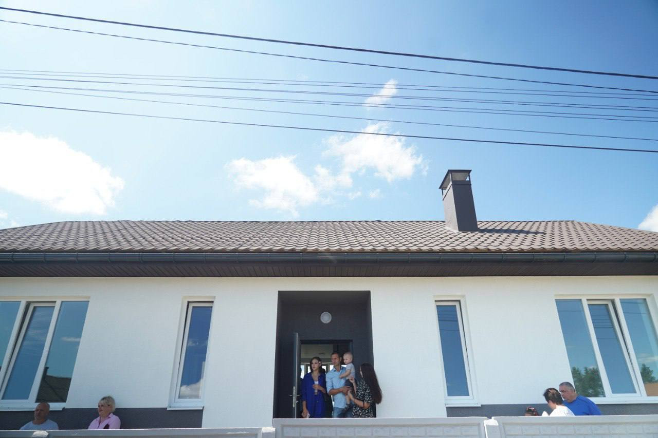 На Київщині побудували п’ять перших будинків для людей, які втратили житло - зображення