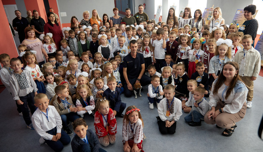 Зеленський відвідав відновлену школу в Ірпені - зображення