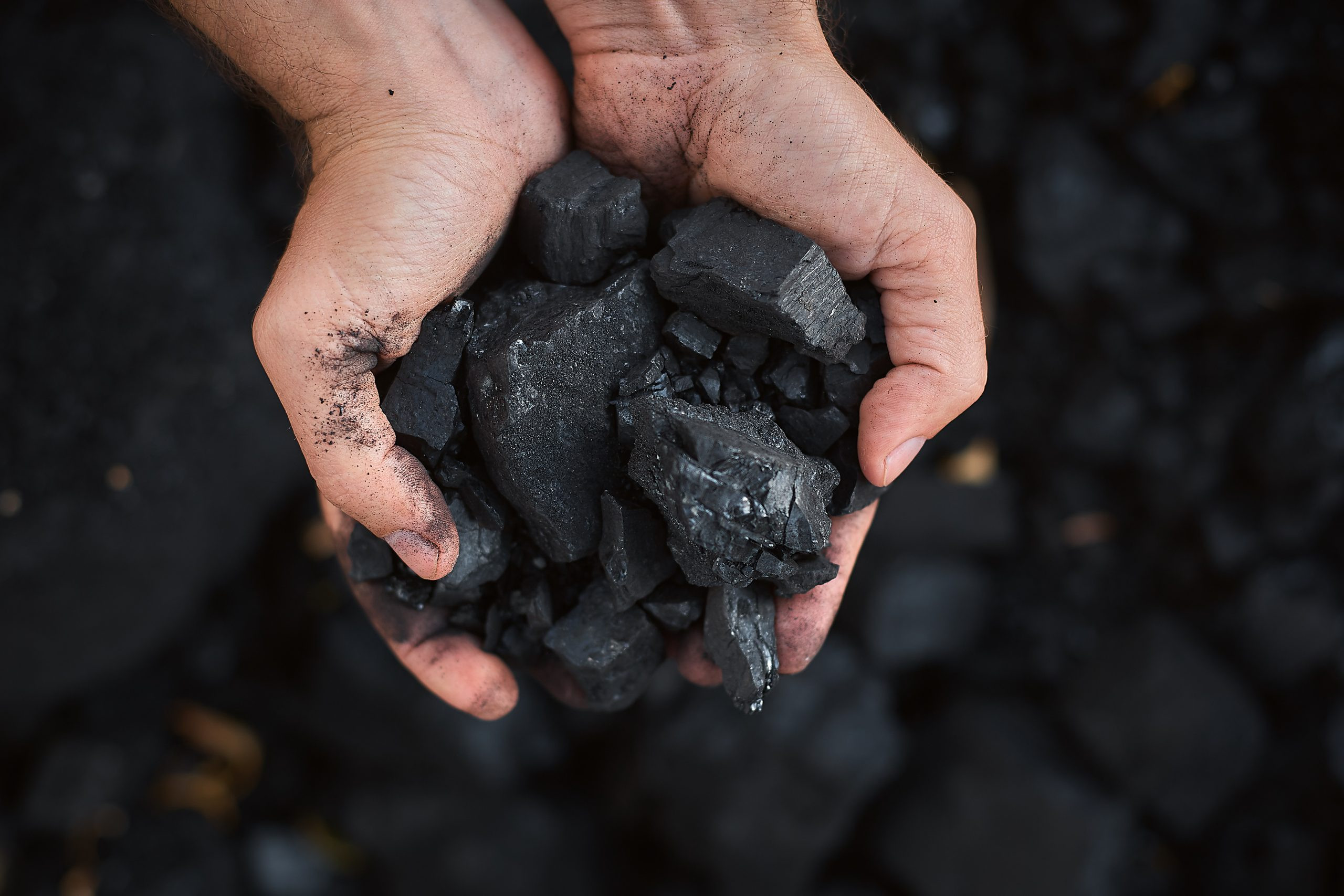 Окупанти затопили шахти на Луганщині, а гірників забрали на фронт, – Гайдай - зображення