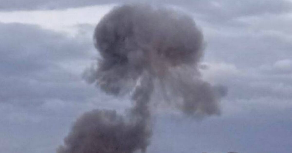 Через атаку дронами в житловому будинку в столиці стався вибух - зображення