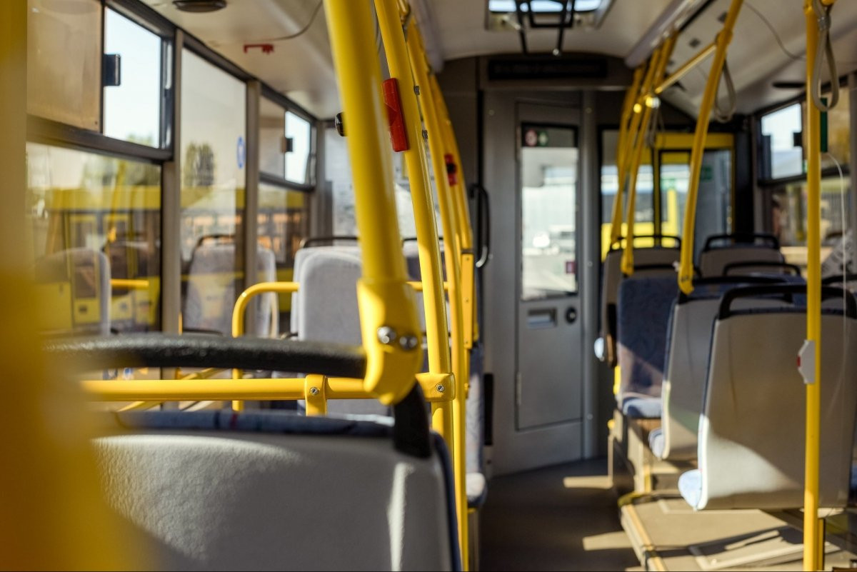 Буча отримала десять автобусів від німецького міста-побратима - зображення