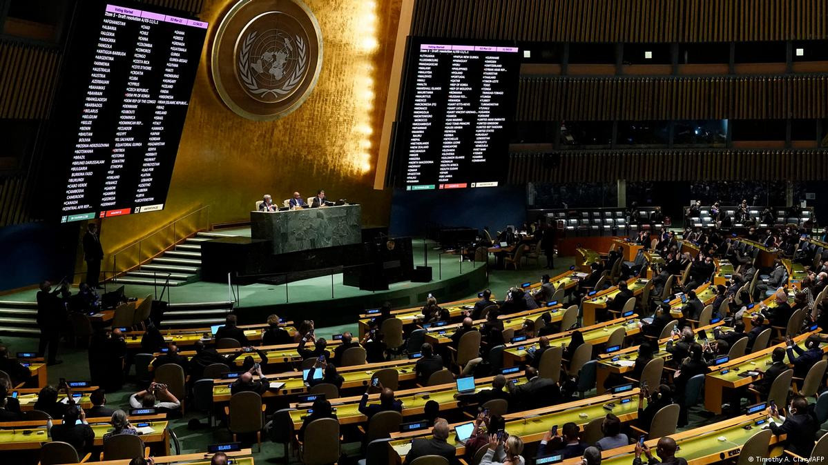 Генасамблея ООН ухвалила резолюцію про виплату репарацій росії Україні - зображення