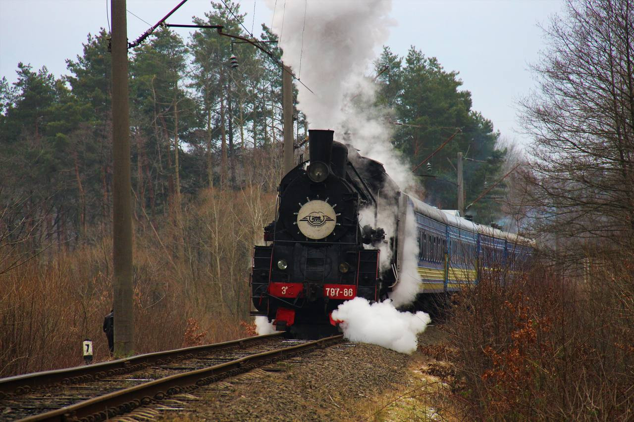 Укрзалізниця запустить ще один казковий ретро-поїзд на зимові свята: цього разу в Львові - зображення