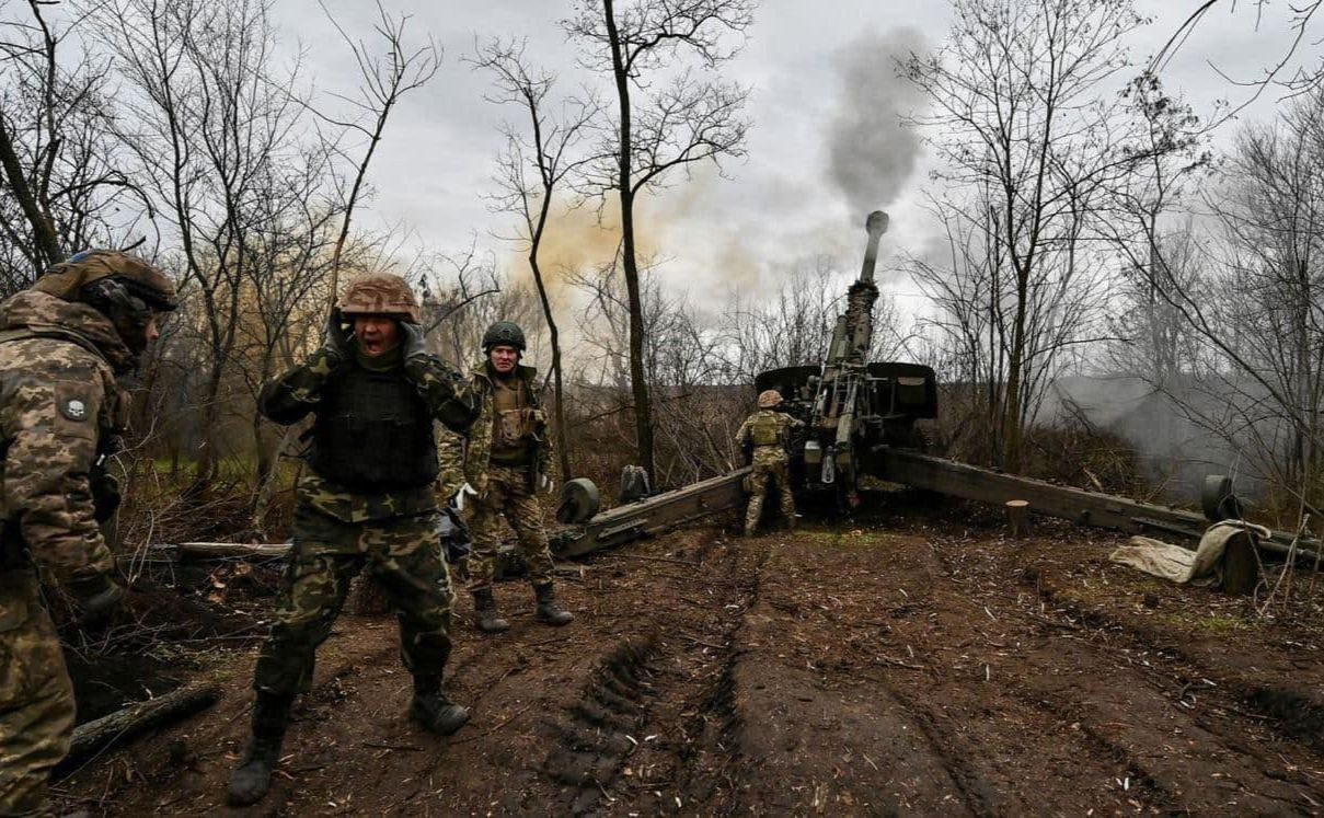 Українські захисники намагаються втримати оборону у Соледарі - зображення