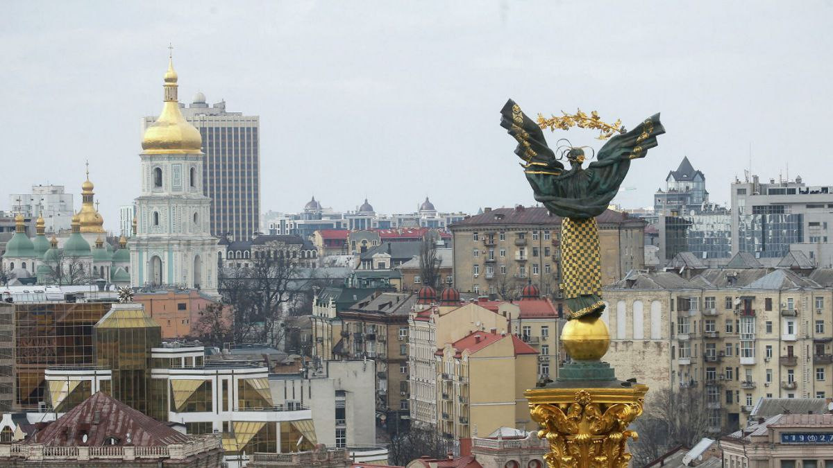 У столиці повністю усунули наслідки ракетної атаки росії - зображення