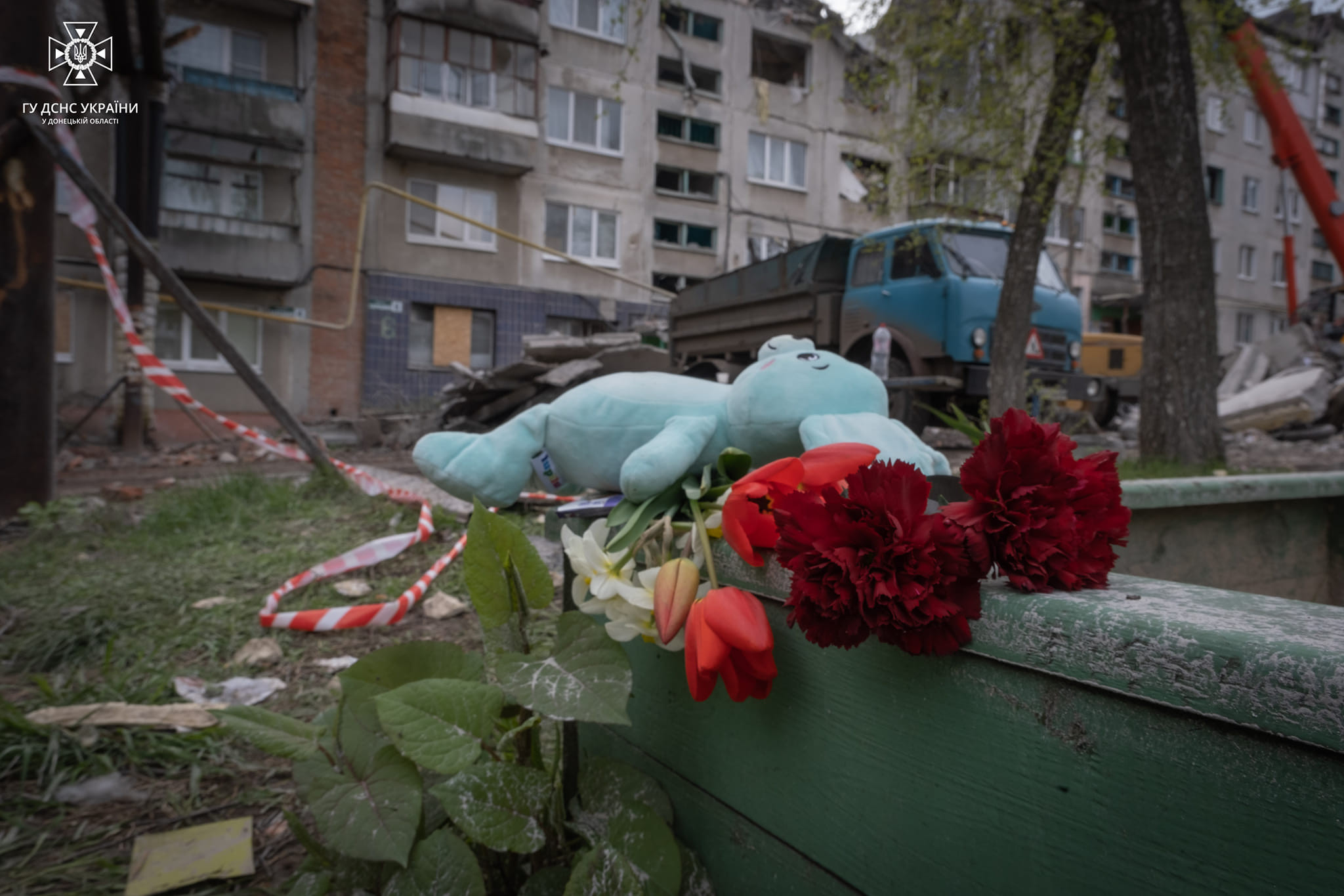 Рятувальні роботи в Слов'янську завершено: 15 людей загинуло, 24 поранено - 3 - зображення