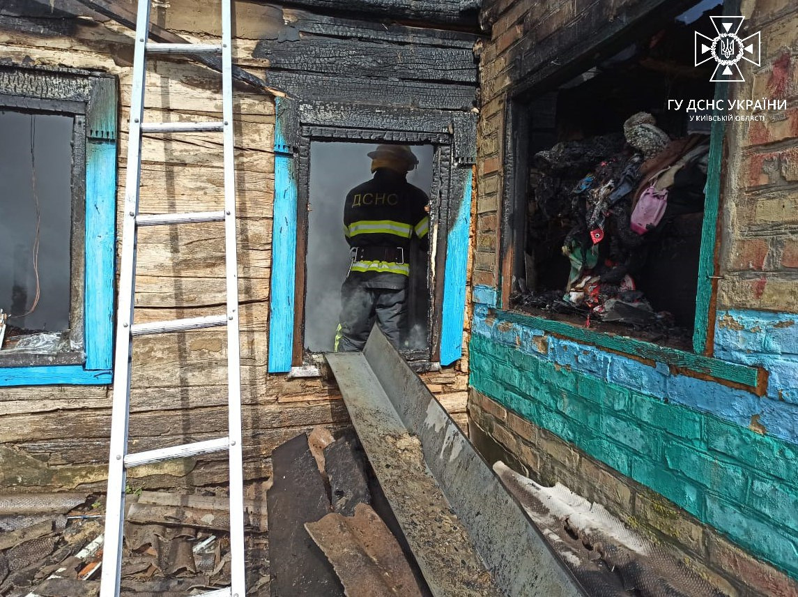 На Вишгородщині в палаючому будинку загинула 7-річна дівчинка - зображення
