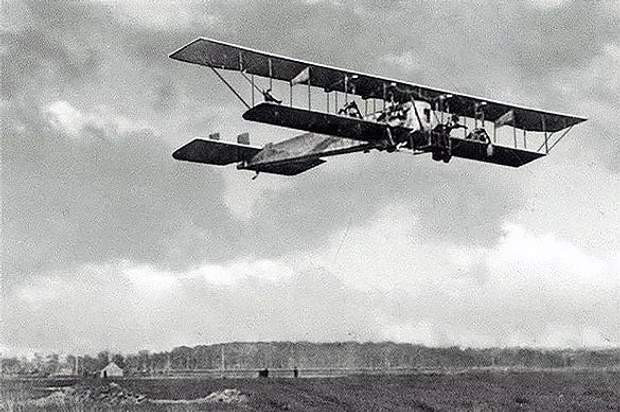 110 років у небі: в цей день в небо здійнявся перший у світі український багатомоторний літак - зображення