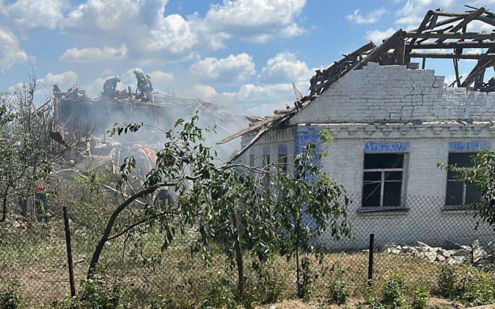 Ракетна атака: на Київщині пошкоджені приватні будинки, постраждали семеро осіб - зображення