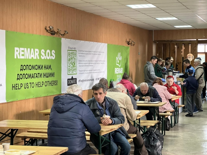 В Ірпені відкрили соціальну їдальню з безкоштовними обідами - зображення