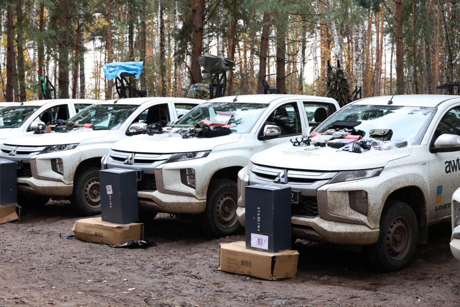 Небо Київщини захищатимуть нові мобільно-вогневі групи: автівки і обладнання передала влада регіону - зображення