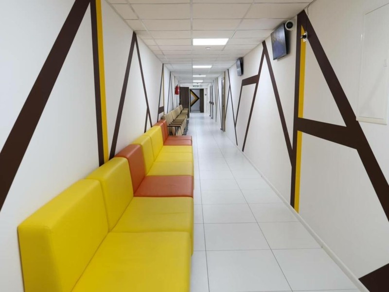 У Гатному відкрили другу чергу укриття з окремими приміщеннями для кожного класу та інтерактивними дошками (ВІДЕО) - зображення