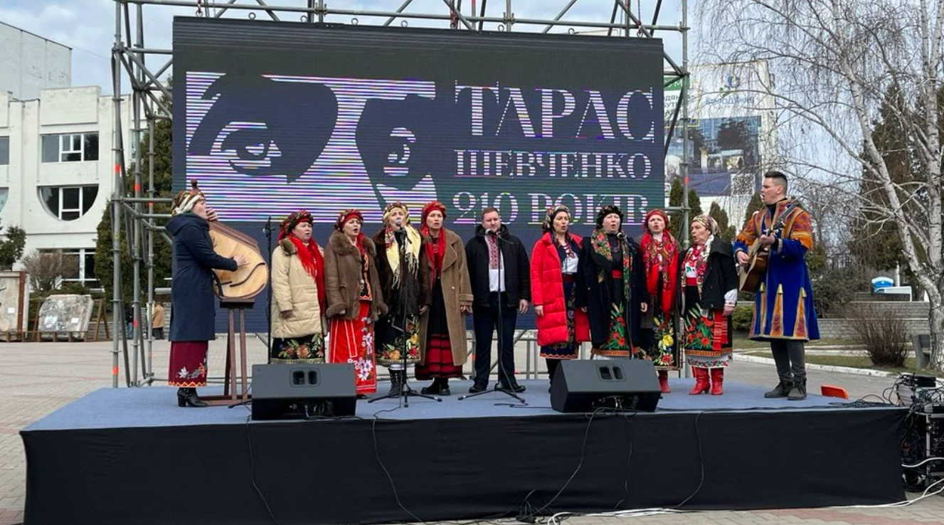 У день народження Тараса Шевченка на Київщині встановили поетичний рекорд - зображення