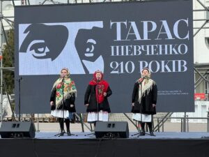 У день народження Тараса Шевченка на Київщині встановили поетичний рекорд - 3 - зображення
