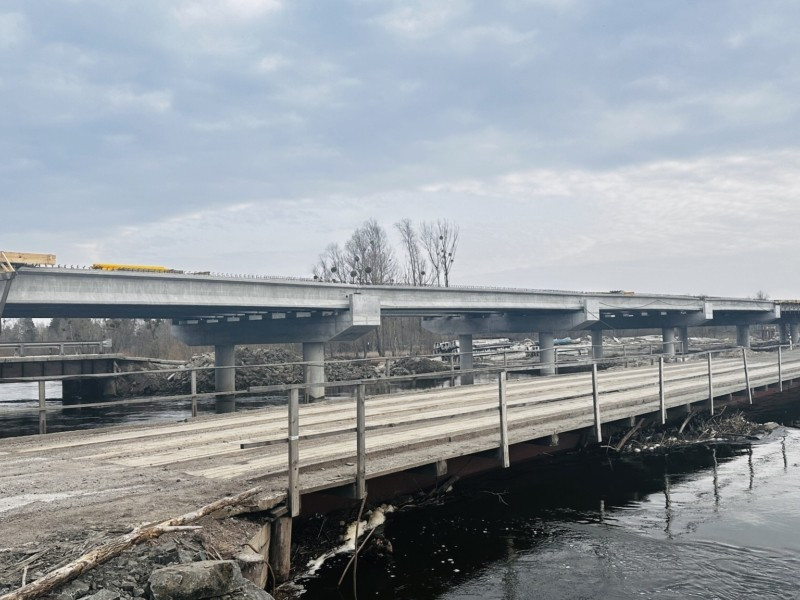 До кінця року на Київщині відновлять ще три мости, зруйновані під час російського вторгнення - зображення