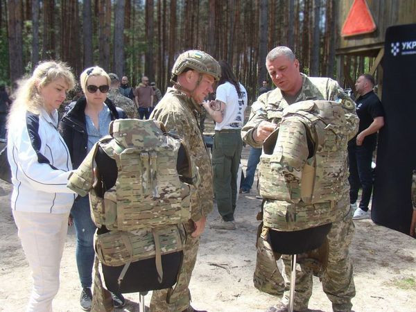 На Київщині випробували новий вид бронезахисту для військових від українського виробника - зображення