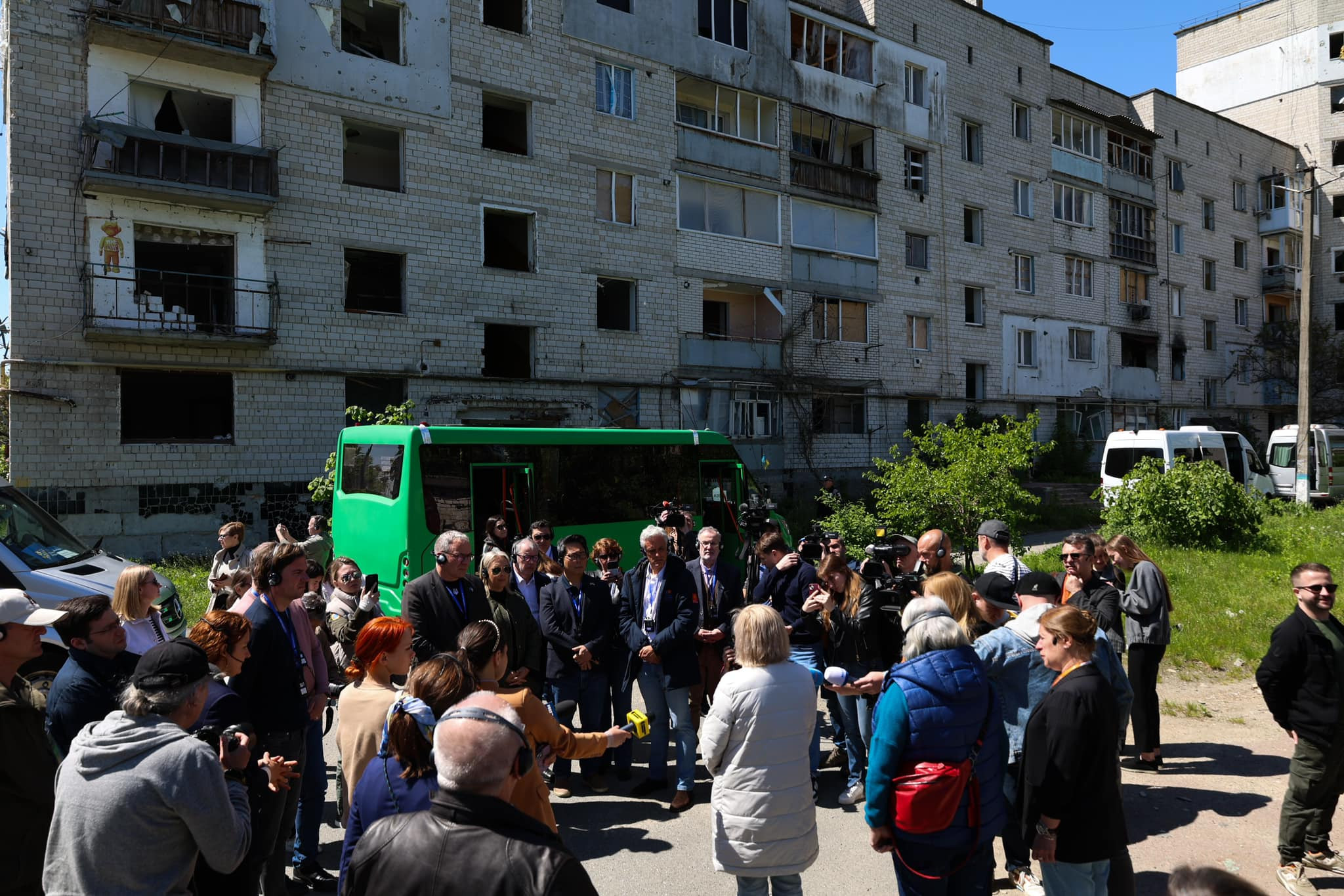 Міжнародна делегація відвідала Київщину в День пам’яті та перемоги - 2 - зображення