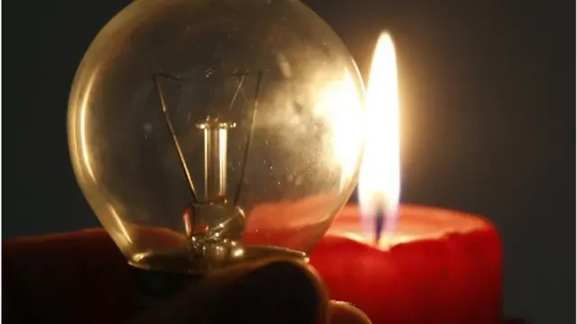 Відключення електроенергії: коли в Києві та області вимикатимуть світло 10 червня - зображення