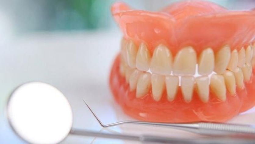 Майже 400 військовослужбовців скористалися програмою безоплатного протезування зубів - зображення