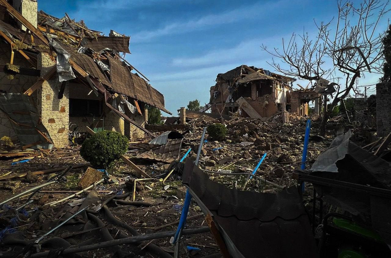 Ракетна атака на Київщину: 35 будинків пошкоджено, із них 2 – зруйновано - зображення