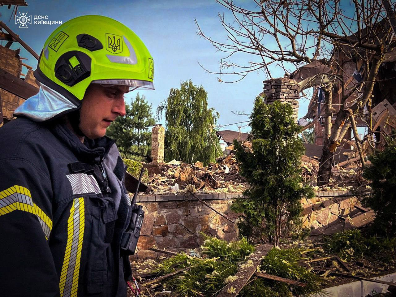 Ракетна атака на Київщину: 35 будинків пошкоджено, із них 2 – зруйновано - 2 - зображення