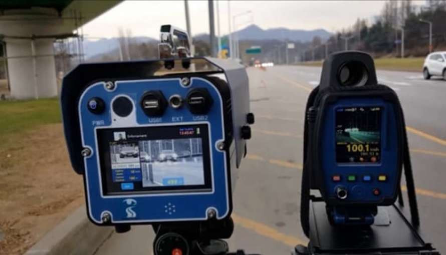 Сюрпризи для водіїв: на дорогах Київщини встановили нові камери - зображення