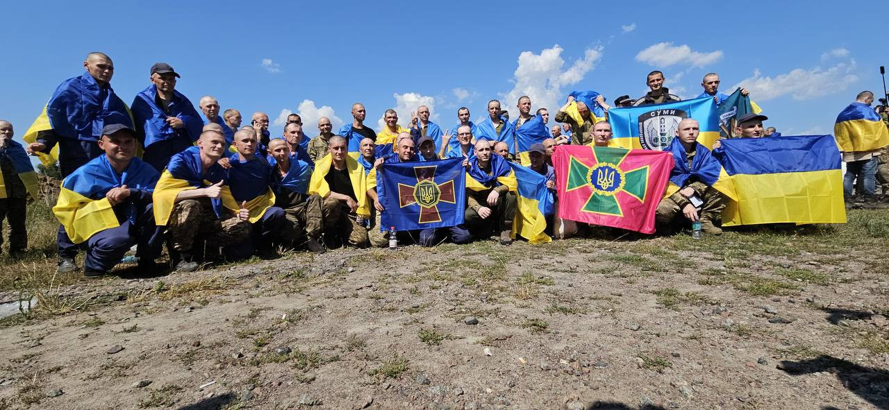 До України повернули тіла 250 загиблих Захисників - зображення