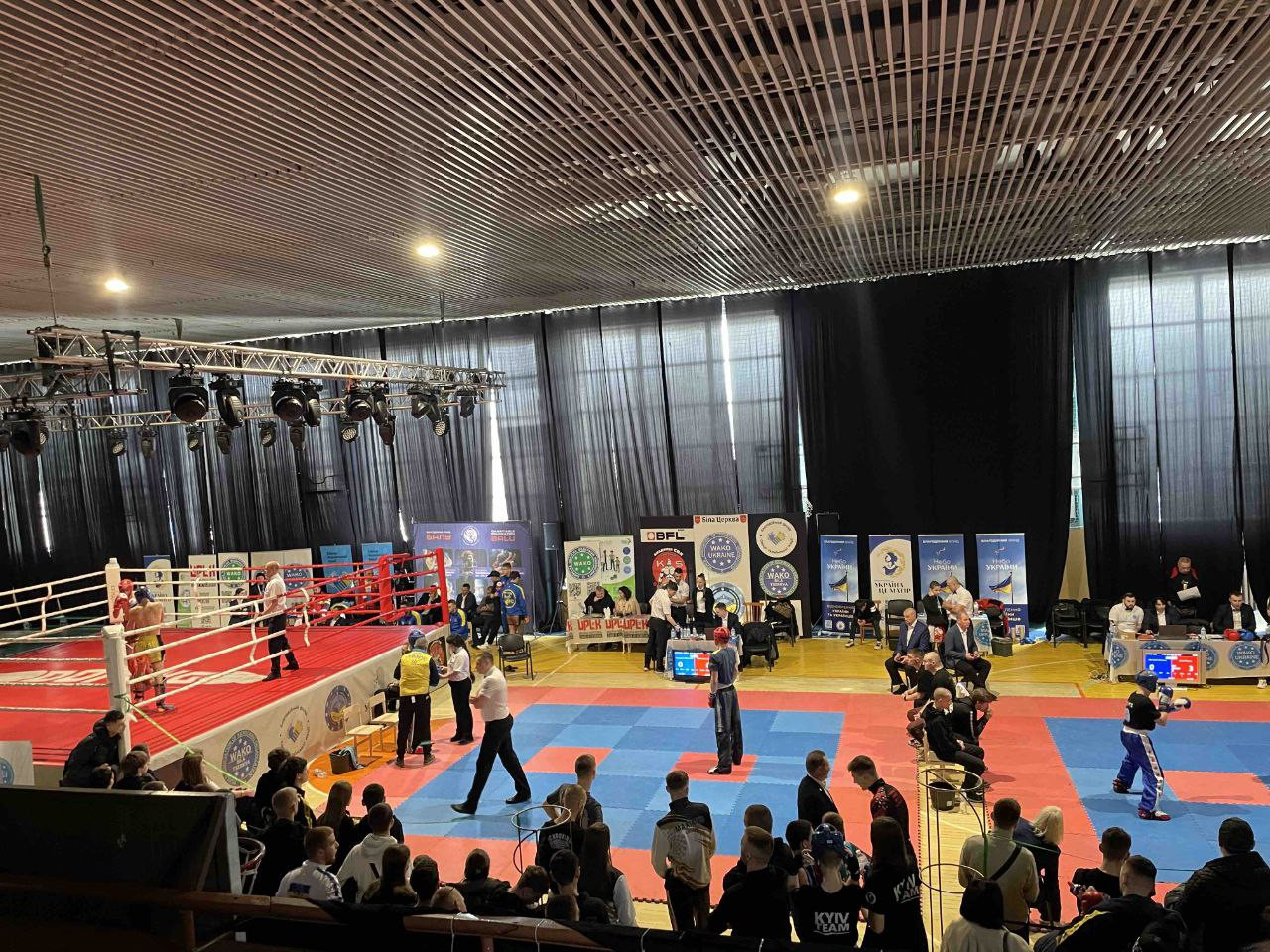 З Бучі — до вершини українського спорту: Ярослав Клименко став Чемпіоном України з кікбоксингу серед дорослих (ФОТО) З Бучі — до вершини українського спорту: Ярослав Клименко став Чемпіоном України з кікбоксингу серед дорослих (ФОТО) - зображення