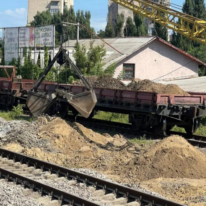 В Ірпені ремонтують підземний залізничний перехід - зображення