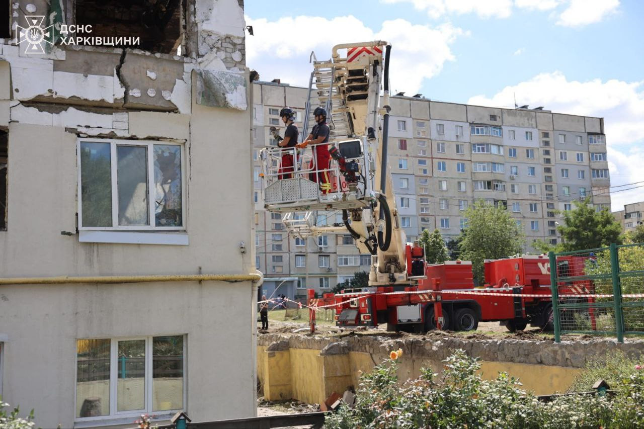У Харкові завершено аварійно-рятувальні роботи - зображення