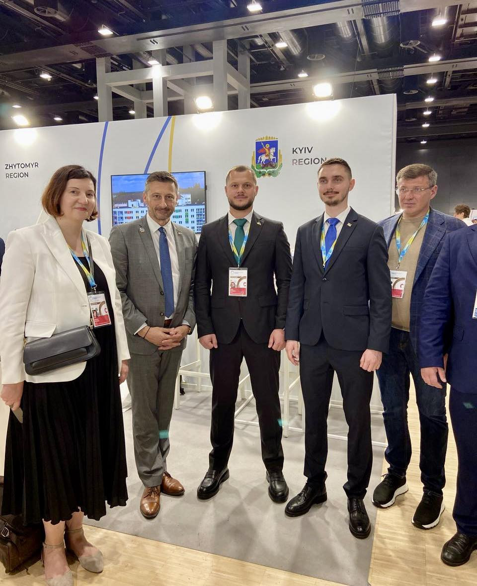 “Ми захотіли створити для дітей такі умови в школі, щоб вони могли досліджувати світ професій на практиці”, – Валентина Полторак, менеджерка швейцарсько-українського проєкту DECIDE - зображення