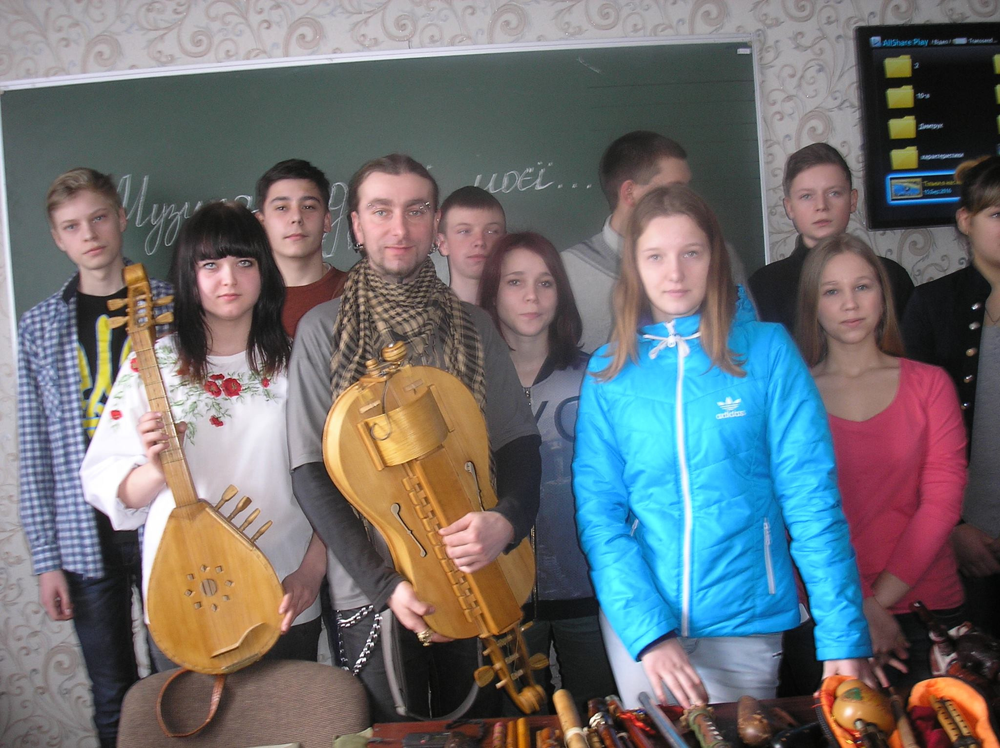 Помер відомий волинський лірник та реконструктор Віктор 