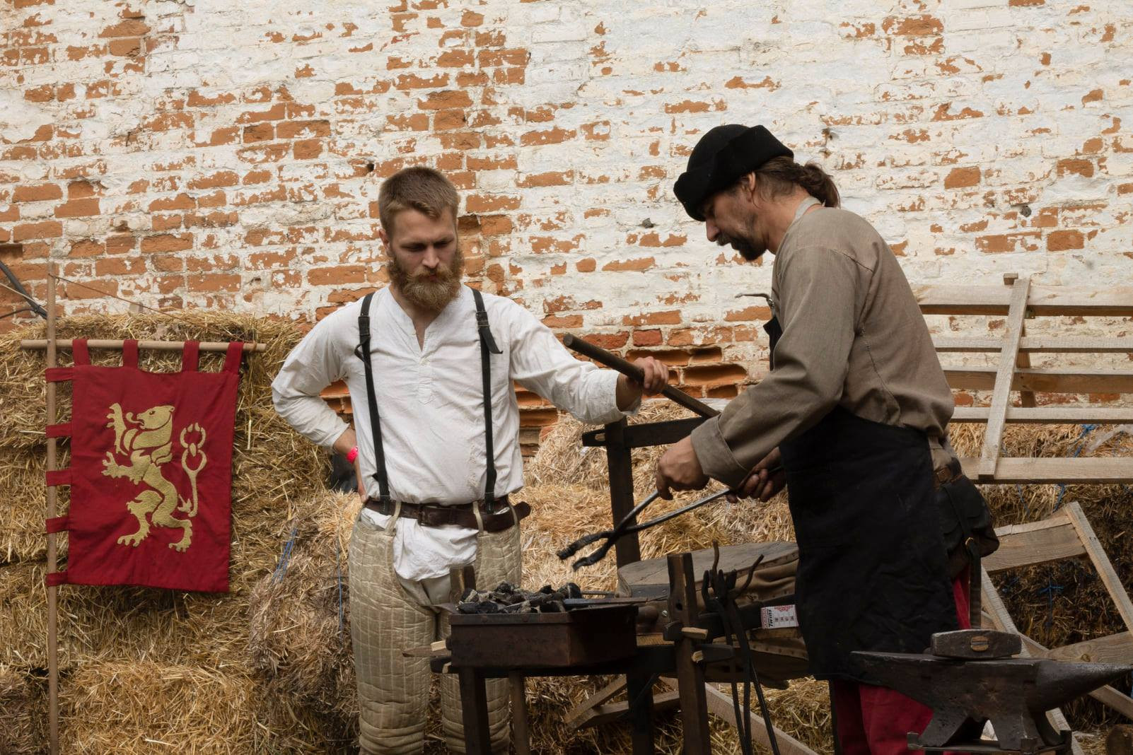 Про роль середньовічного бою в реабілітації та соціалізації ветеранів Сергій Клочко, президент Всеукраїнської федерації середньовічного бою, голова клубу 