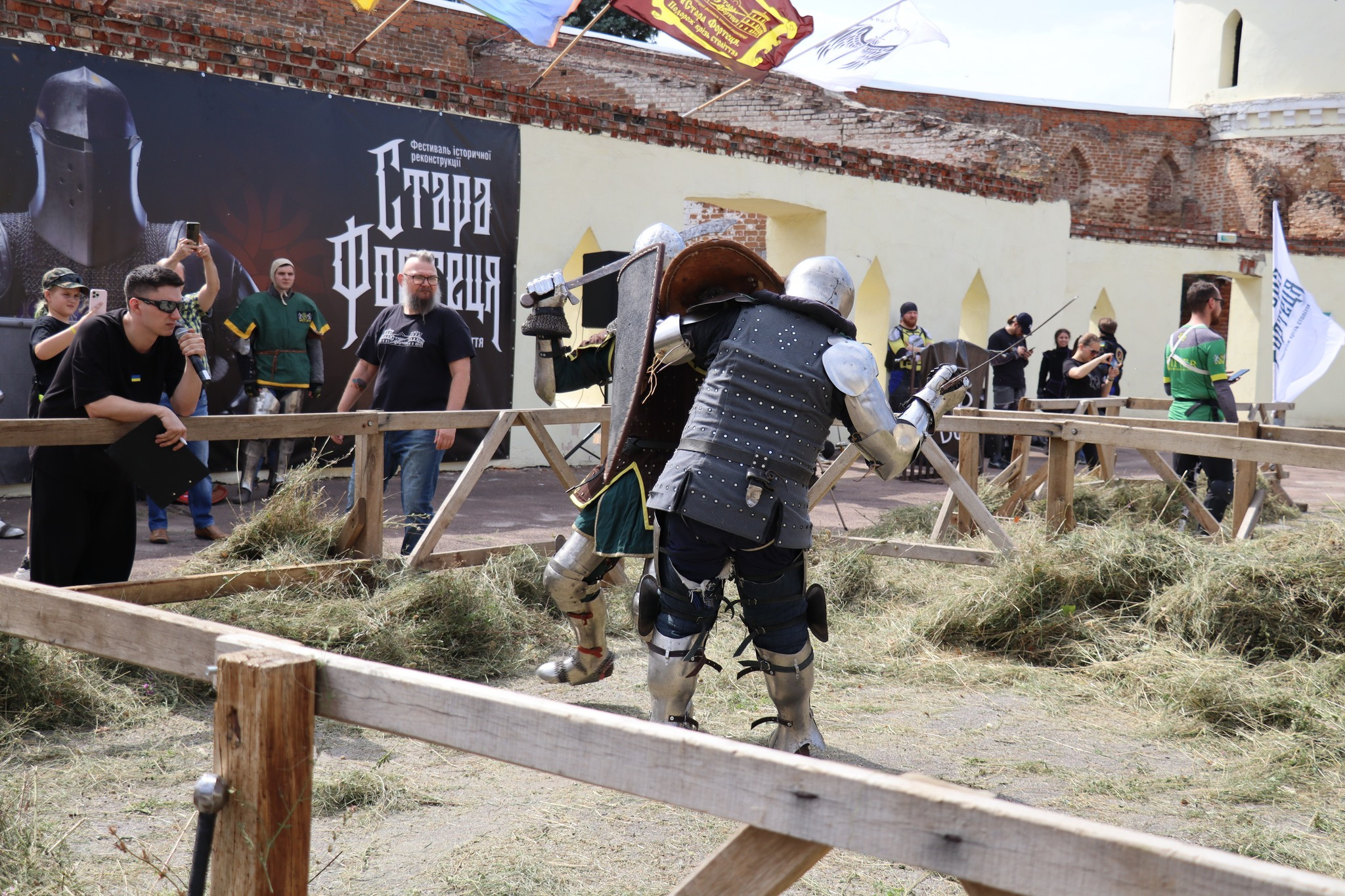 Про роль середньовічного бою в реабілітації та соціалізації ветеранів Сергій Клочко, президент Всеукраїнської федерації середньовічного бою, голова клубу 